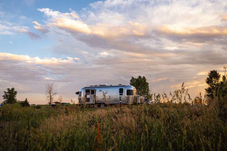 stacey tincanadventure airstream at sunset